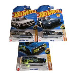 2025 Hot Wheels Long Roof Wagons Lot Of 3 (2-4) Station Wagons